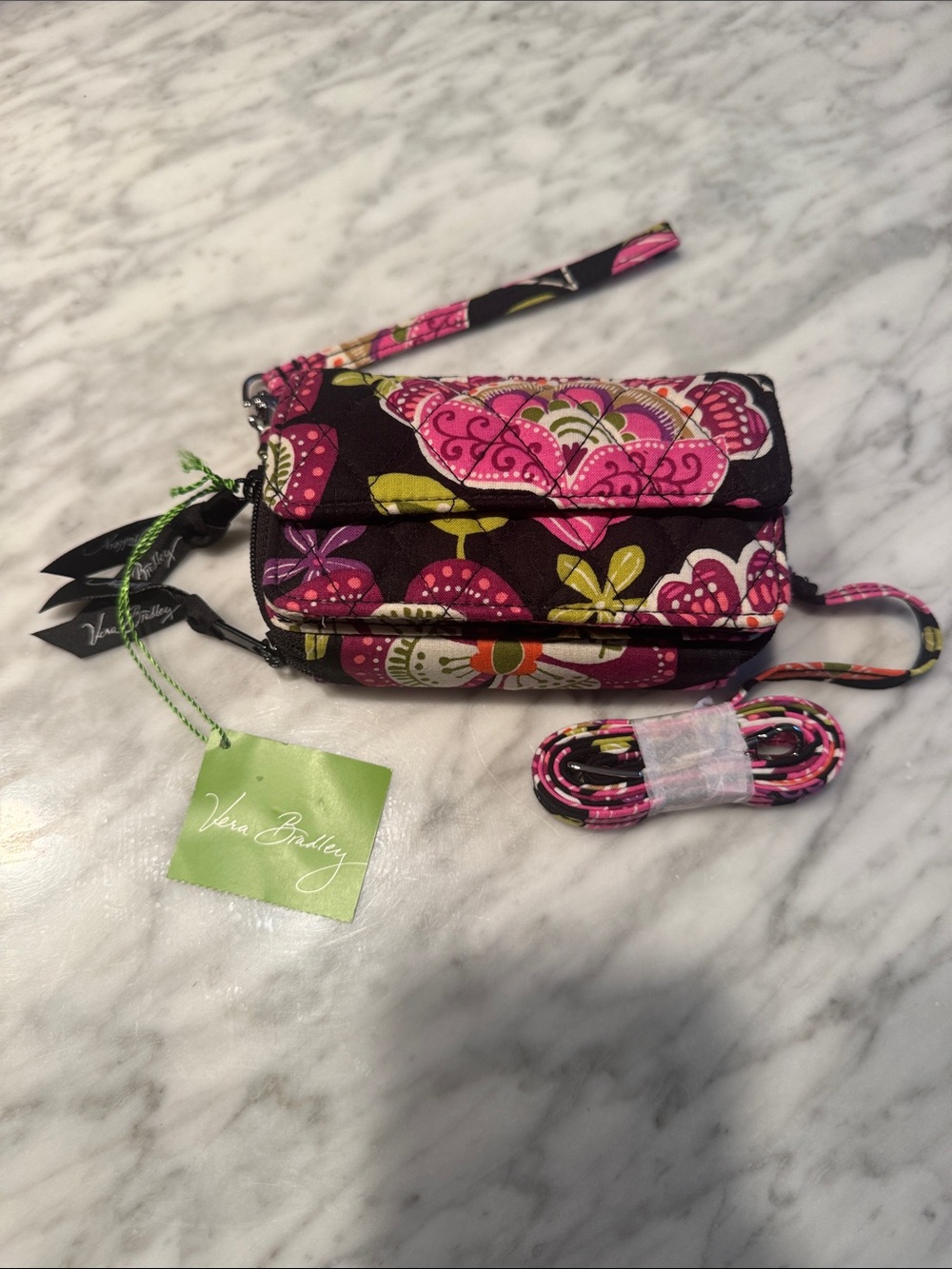 Vera Bradley All in One Quilted Crossbody Piroutte Pink Wristlet. NWT.